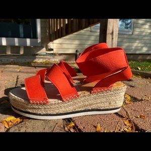 ✨dolce vita✨ lury sandles